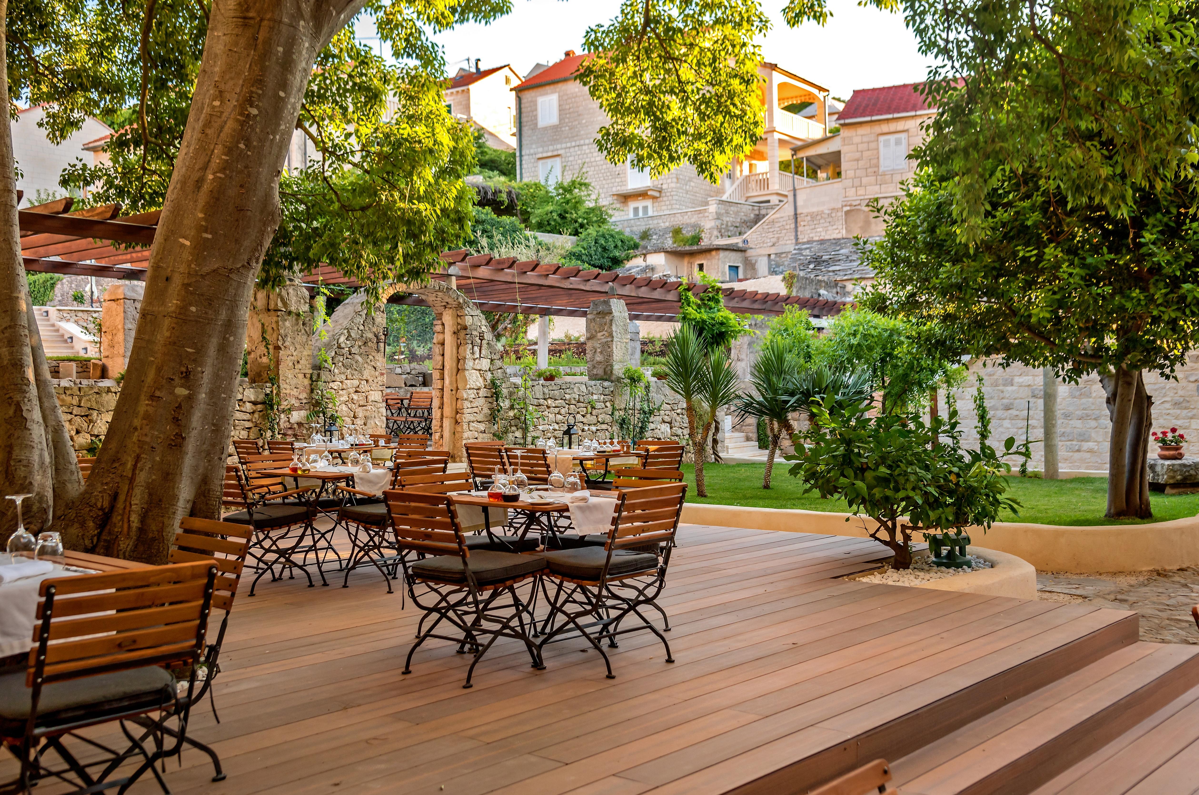 Puteus Palace Heritage Hotel Pucisca Exterior foto